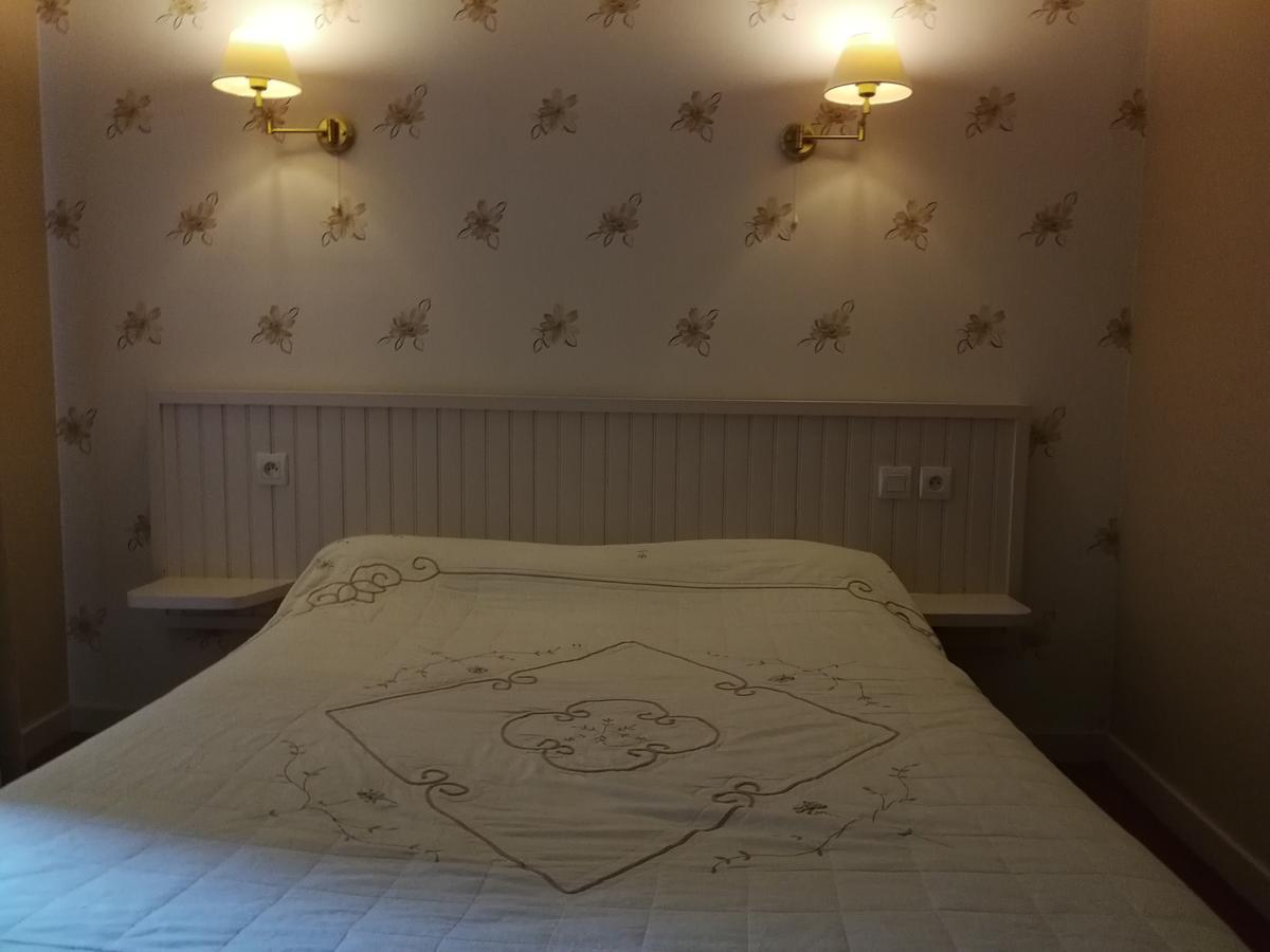 Отель Le Relais De L'Argoat Belle-Isle-en-Terre Экстерьер фото
