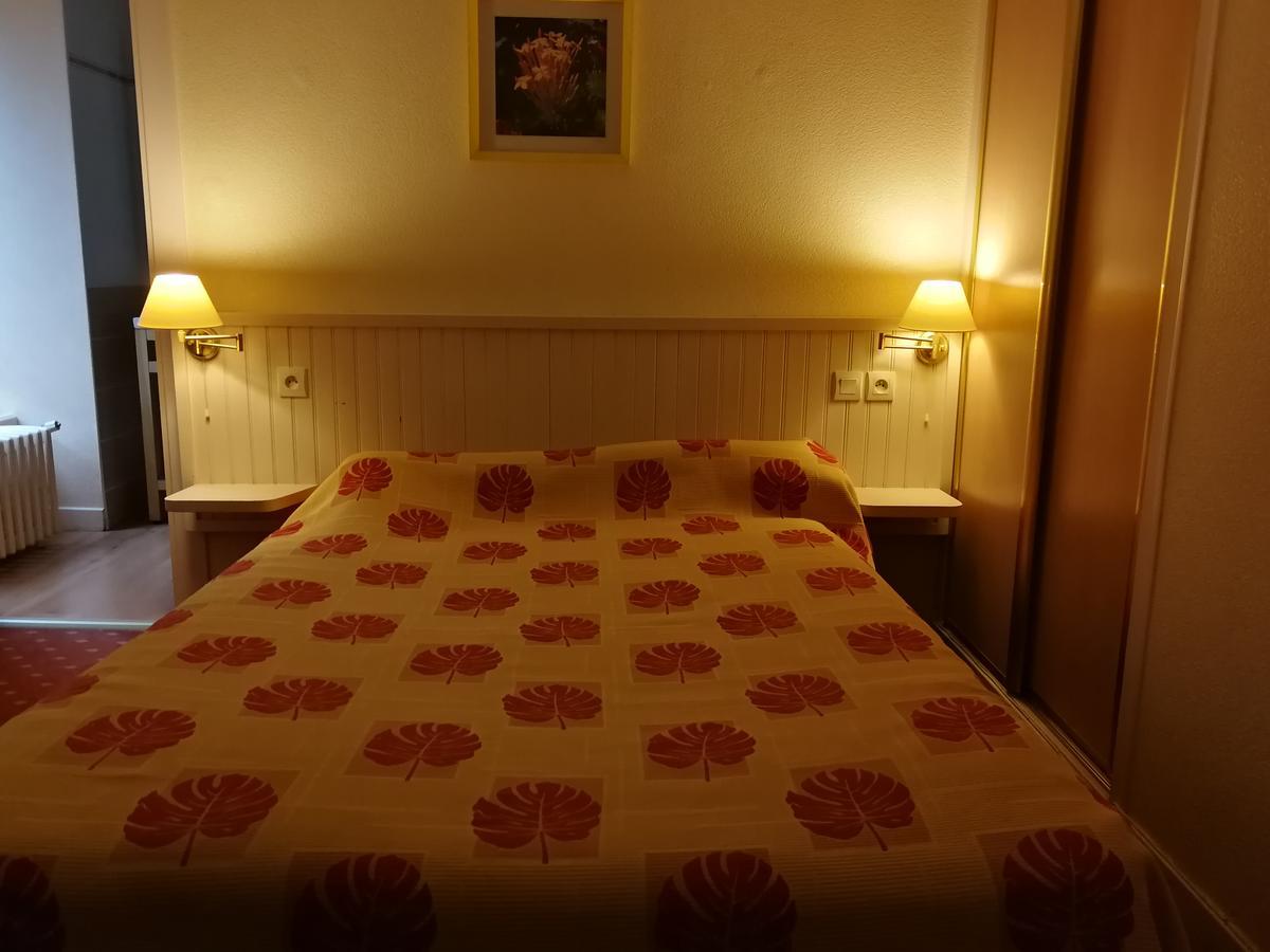 Отель Le Relais De L'Argoat Belle-Isle-en-Terre Экстерьер фото